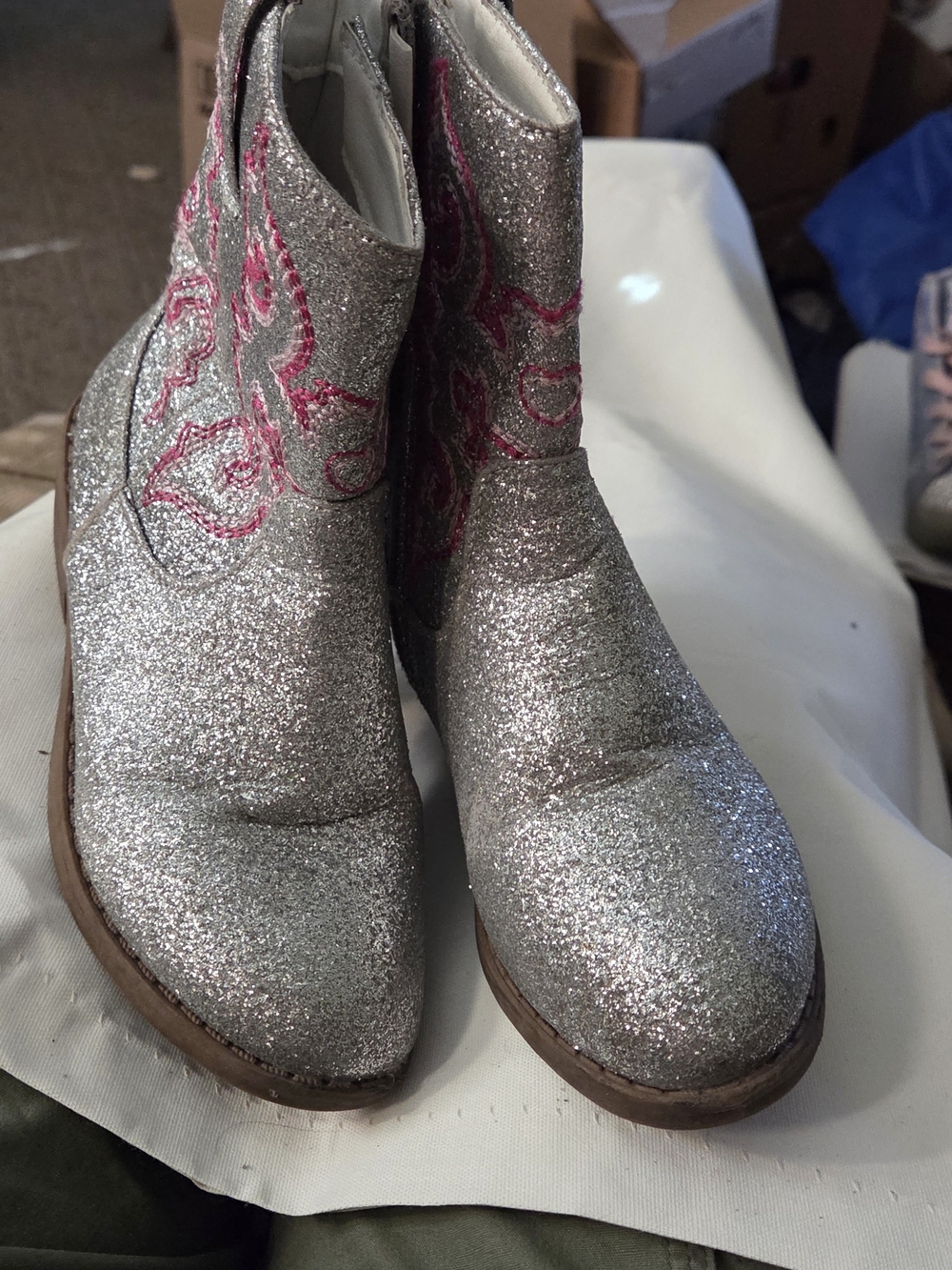 PAWZ Silver Glitter Ankle Boots with Pink Embroidery. Girl S